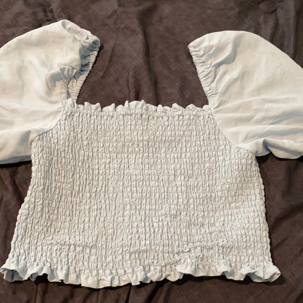 Blue ruffled croptop